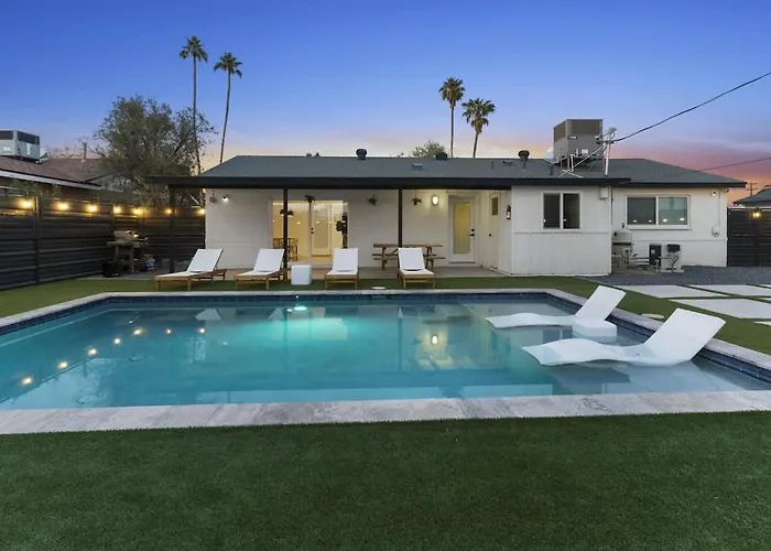 Holiday home Tulum Themed Gem With Pool Fire Pit