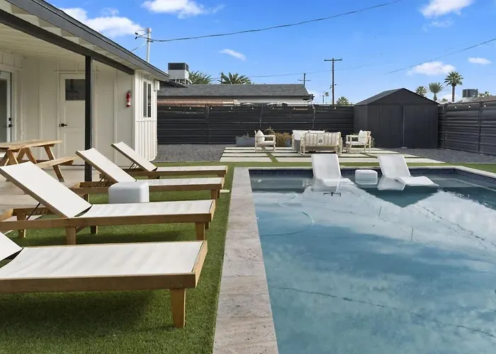 Tulum Themed Gem With Pool Fire Pit Holiday home